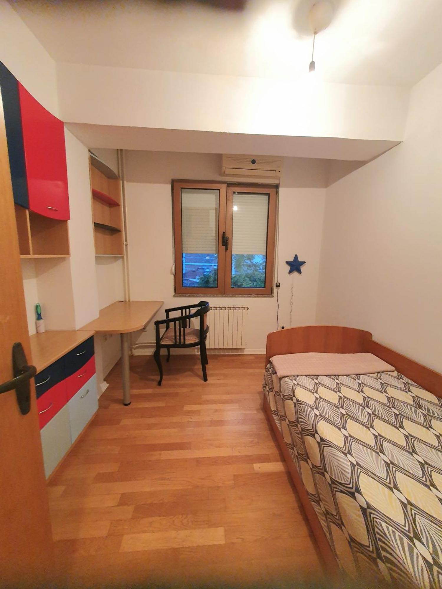 3 Bedroom Home With Parking Garage In The Heart Of Skopje Ngoại thất bức ảnh