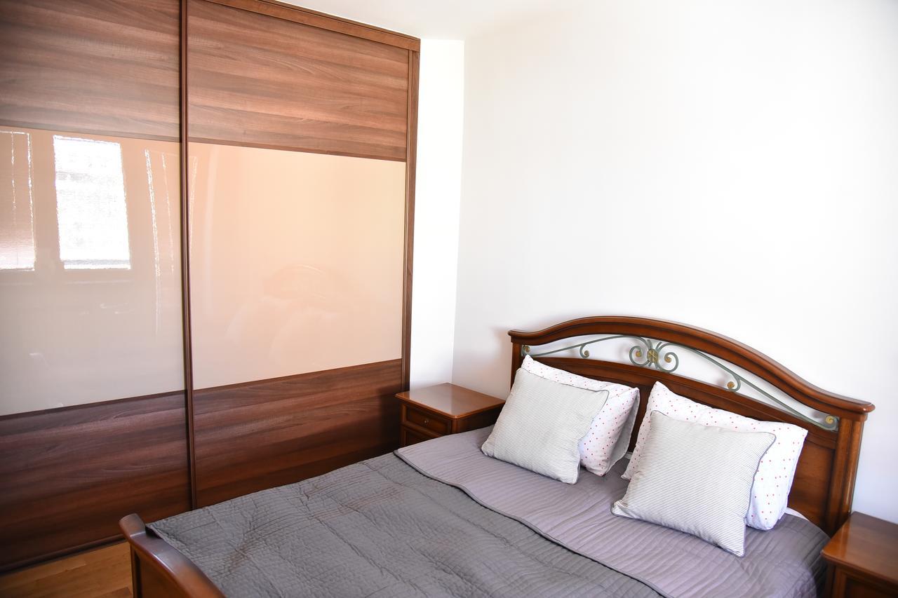 3 Bedroom Home With Parking Garage In The Heart Of Skopje Ngoại thất bức ảnh