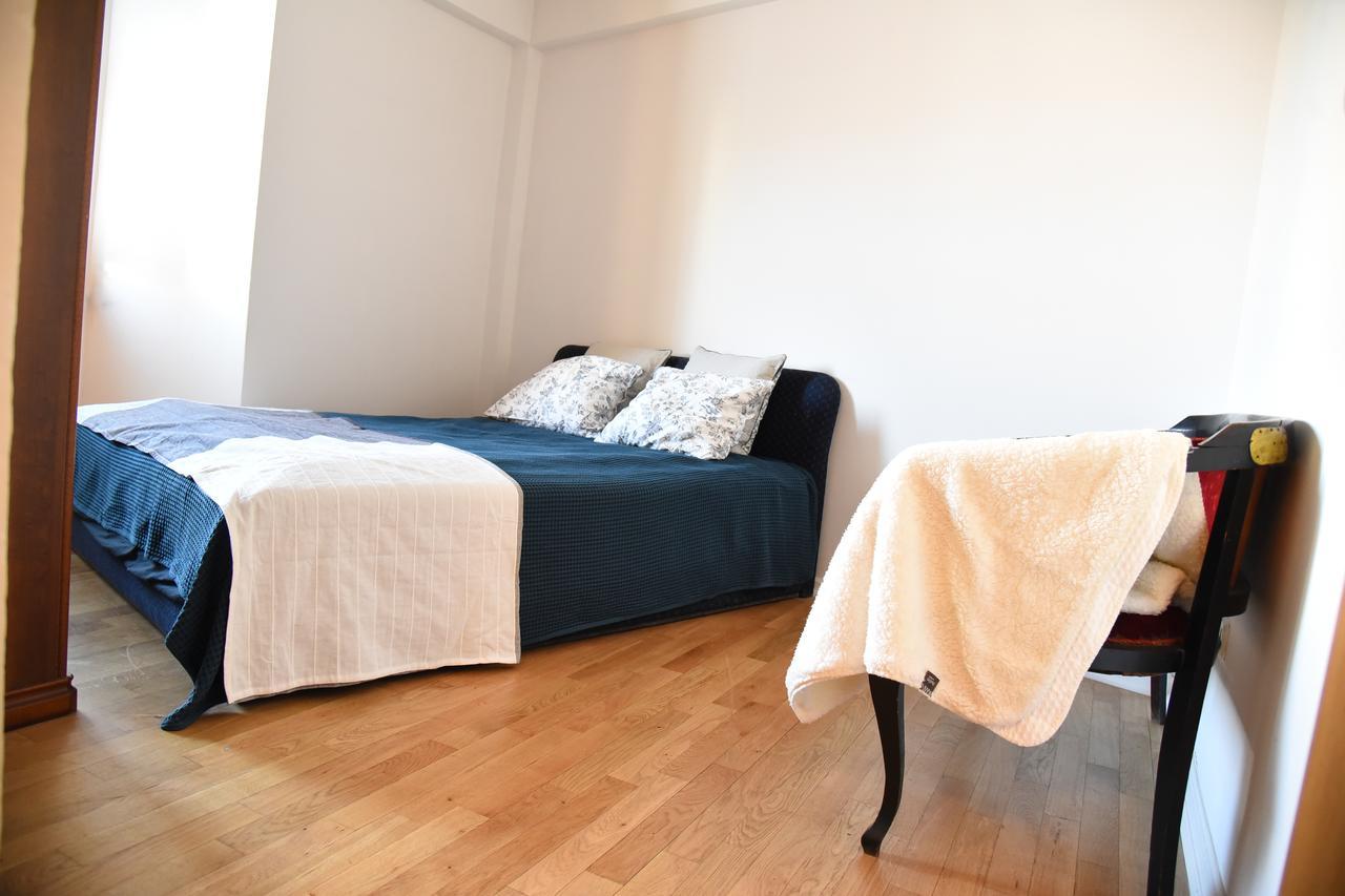 3 Bedroom Home With Parking Garage In The Heart Of Skopje Ngoại thất bức ảnh