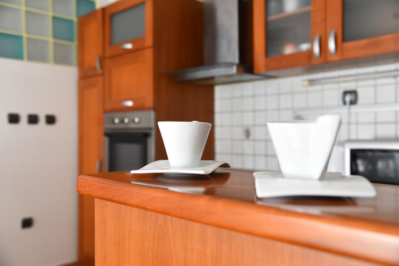 3 Bedroom Home With Parking Garage In The Heart Of Skopje Ngoại thất bức ảnh